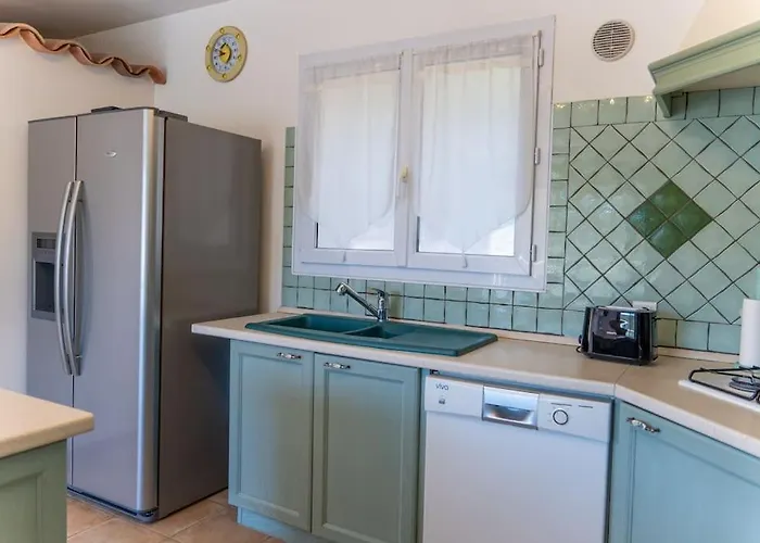 Tizzano Vue Villa Sartène