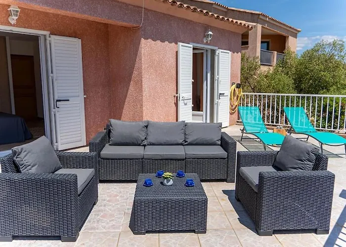 Tizzano Vue Villa Sartène